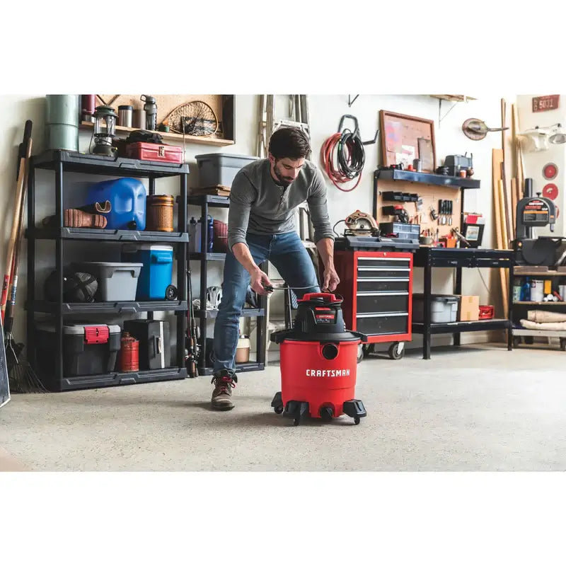 CRAFTSMAN Aspiradora Húmeda/Seca con Accesorios