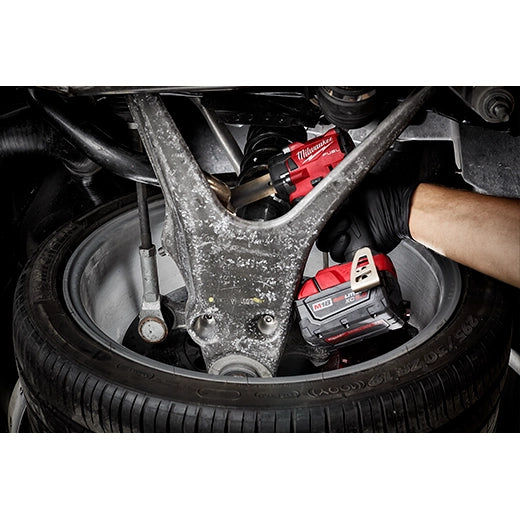 Milwaukee Llave de impacto compacta M18 FUEL™ de 3/8" con anillo de fricción, sin accesorios