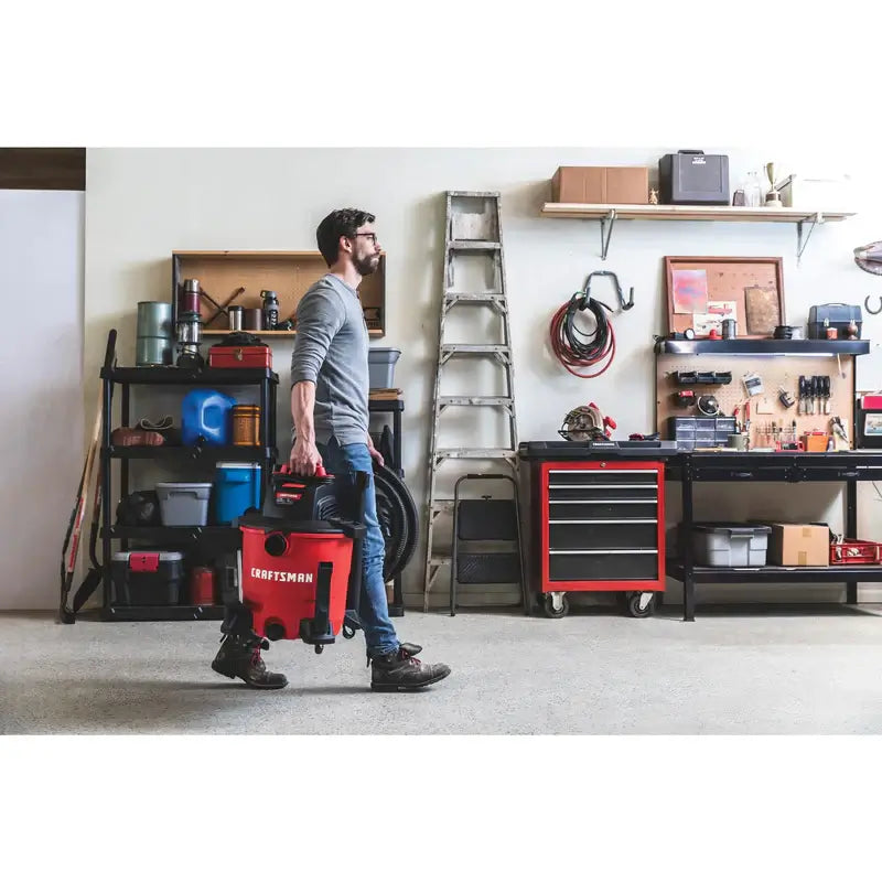 CRAFTSMAN Aspiradora Húmeda/Seca con Accesorios