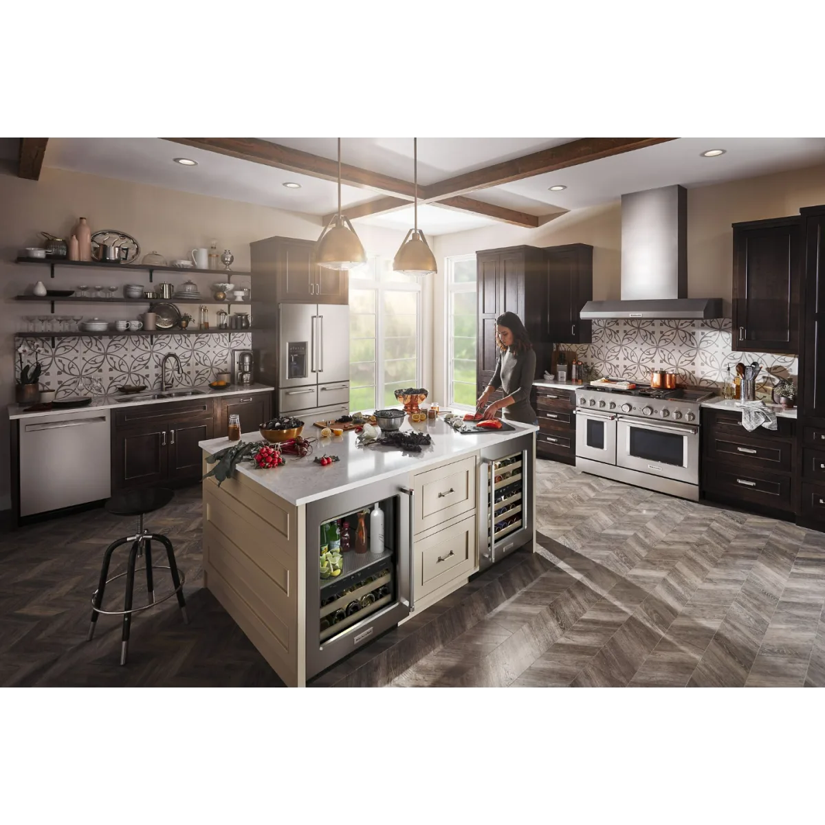 Vinera Empotrable KitchenAid KUWR214KSB de 24 Pulgadas con Puerta de Vidrio
