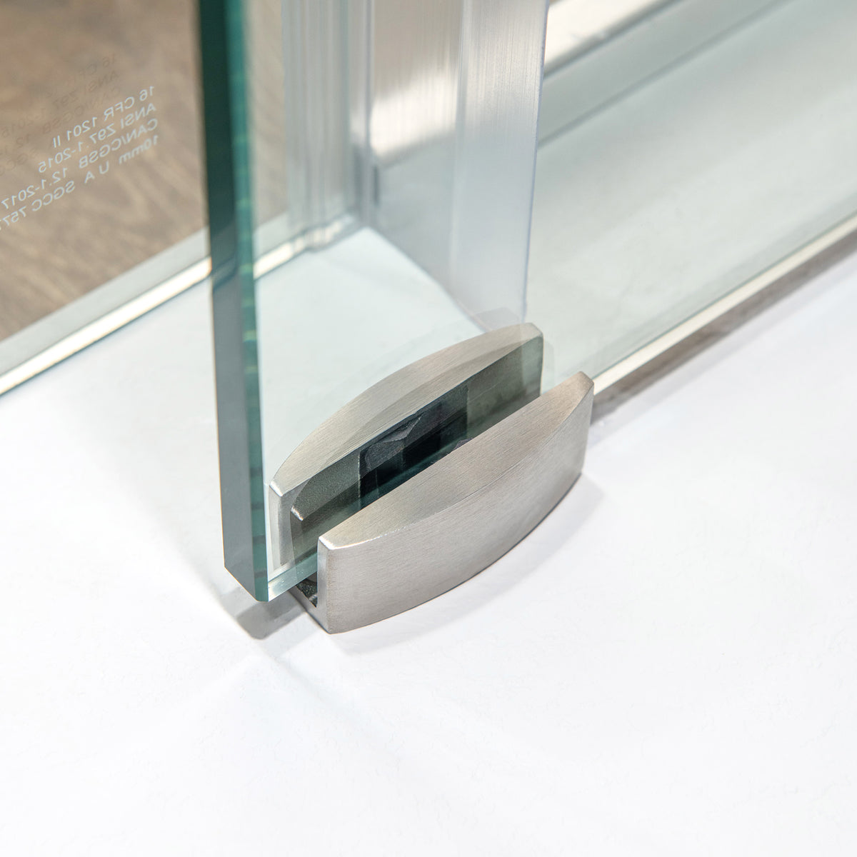 Puerta de Ducha Corredera Sin Marco WOODBRIDGE W-BSDC6076-B de 3/8″ (10 mm) con Cierre Suave
