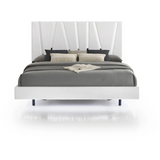 B1840-115 Cama Panel Europa en Blanco – Colección Europa