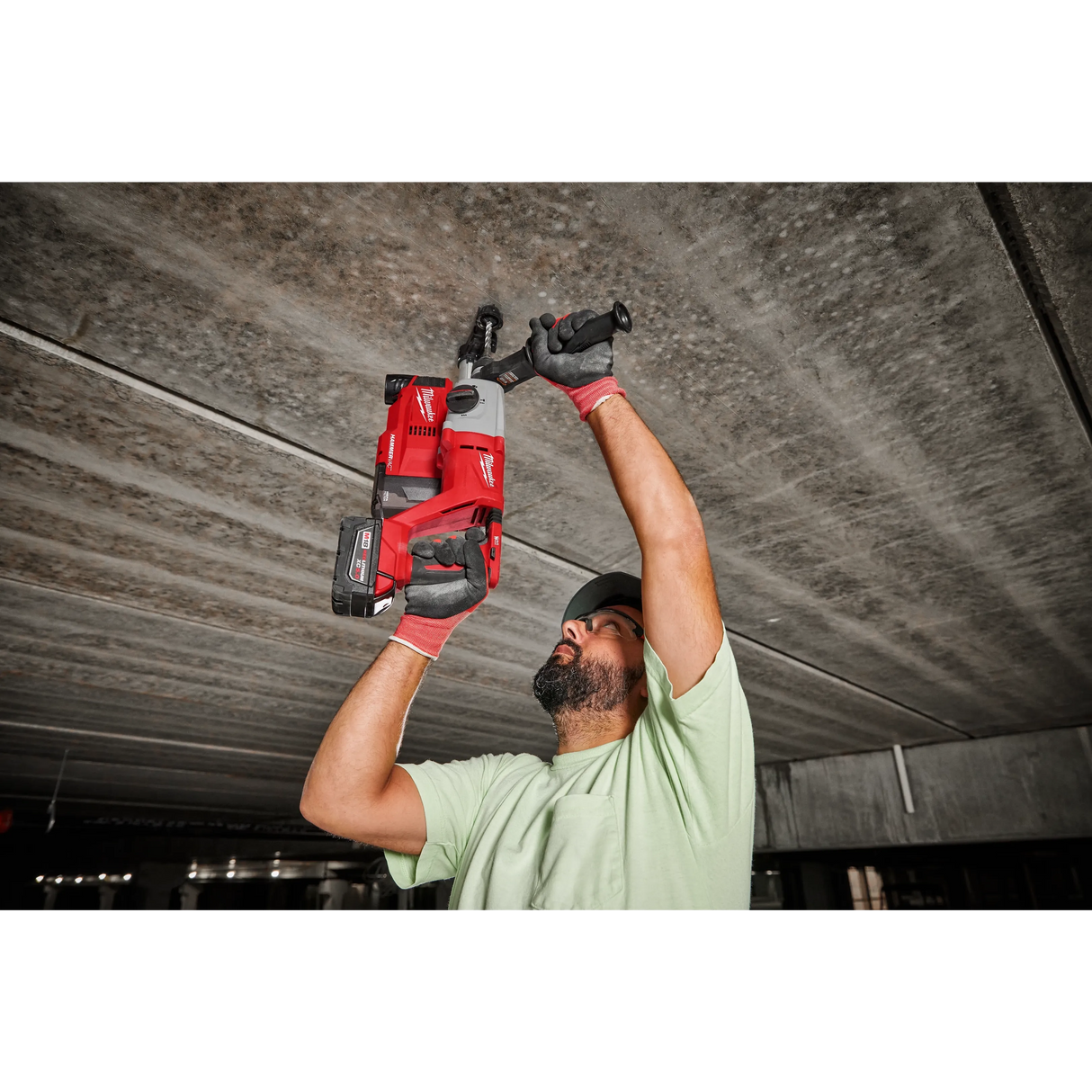 Milwaukee Martillo rotativo con mango en D sin escobillas M18™ SDS Plus de 1"