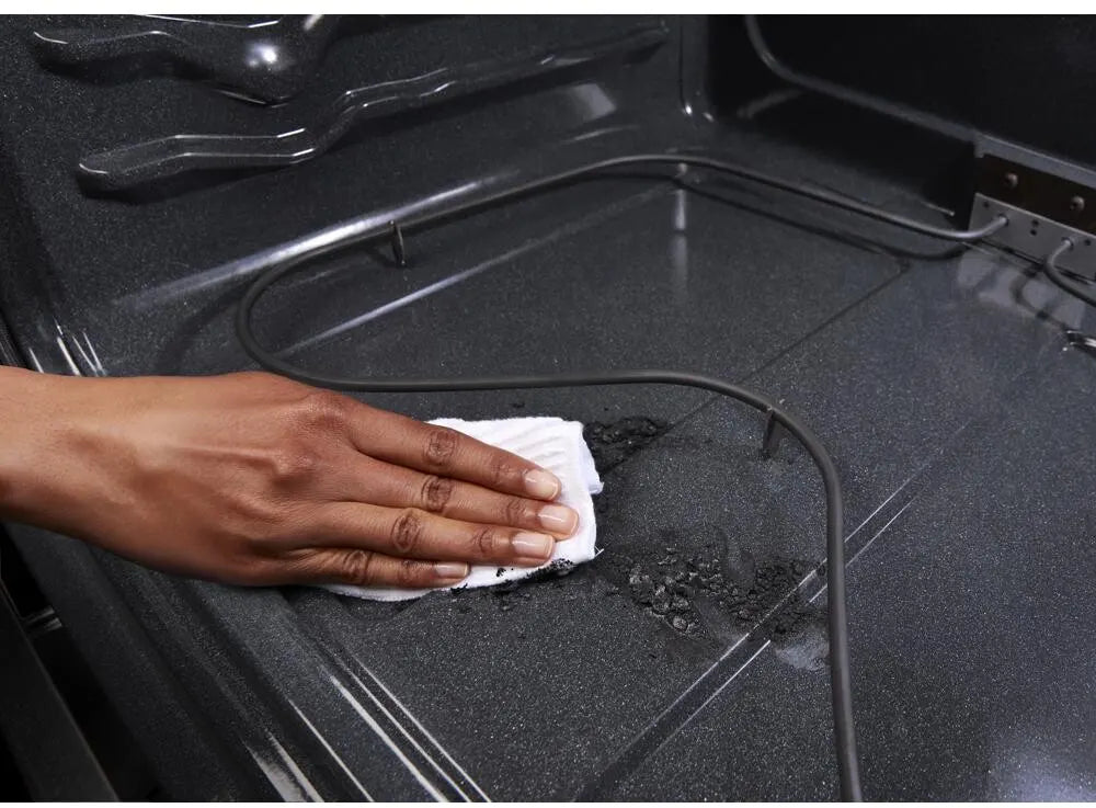 Whirlpool 5 cu. ft. Gas Range With Frozen Bake™ Technology-Stainless Steel