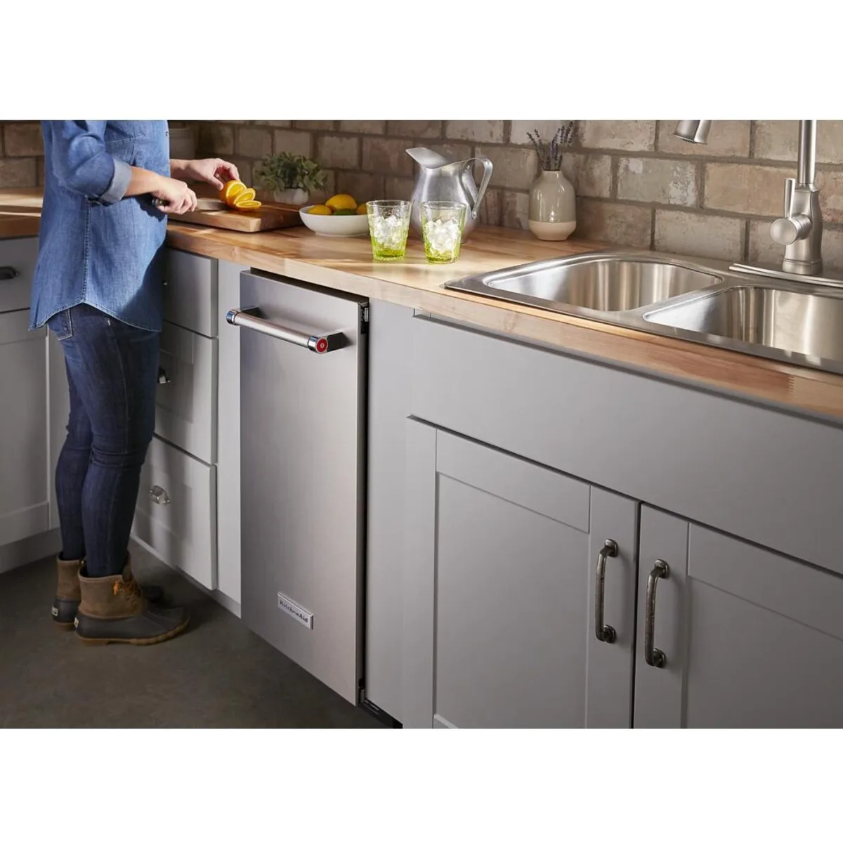 Fábrica de Hielo Automática KitchenAid® 15" con Sistema de Drenado (KUIX535PPS)