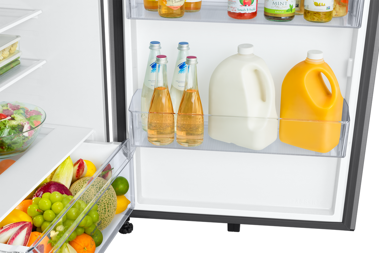 Refrigerador Samsung Bespoke con Congelador Superior de 18 Pies Cúbicos